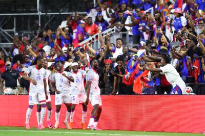 Insécurité en Haïti : les Grenadiers contraints de recevoir les États-Unis à Miami