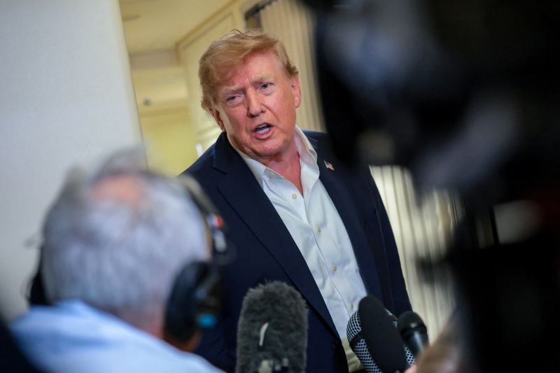 Trump écarte CNN : les grandes chaînes américaines ripostent et refusent de la remplacer à la Maison-Blanche